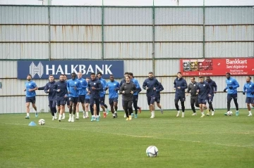 Çaykur Rizespor, Konyaspor hazırlıklarını sürdürdü
