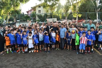 Çukurova Belediyesi Yaz Spor Okullarında sertifika heyecanı
