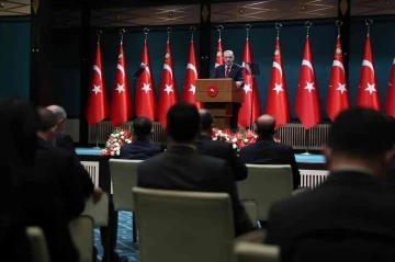 Cumhurbaşkanı Erdoğan: “Millet bu sorumluluğunu tatlı su demokratlığı yapmamız için vermedi”
