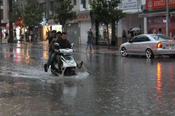 Denizli’de hafta sonu yerel kuvvetli yağışlar bekleniyor
