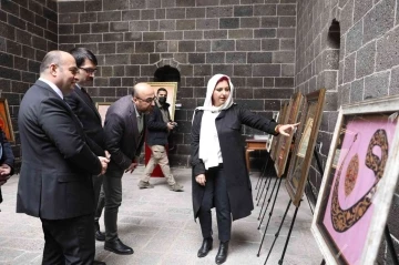 Diyarbakır’da ’Kelamdan Kaleme Hüsn-ü Hat’ sergisi açıldı
