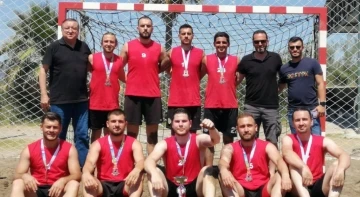 DPÜ Plaj Hentbolu Şampiyonası’nda Türkiye ikincisi
