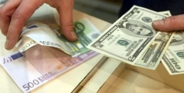 Ekonomi uzmanı uyardı: “Euro’da yaşanan dalgalanmalar da dikkate alınmalı”