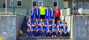 Eski milli futbolcu, Kastamonu’da futbol okulu açtı
