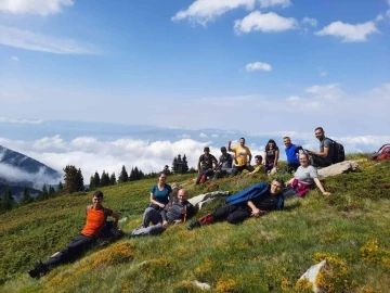 Eskişehirli sporcular hafta sonunu Uludağ’ın eşsiz doğal güzellikleriyle geçirdi
