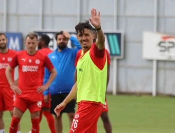 Fayçal Fajr, Sivasspor’a veda etti
