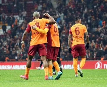 Galatasaray evindeki kazanma serisini 4’e çıkardı
