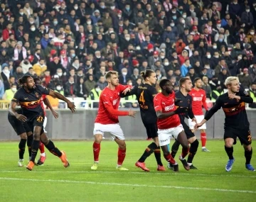 Galatasaray ile Sivasspor 32. randevuda
