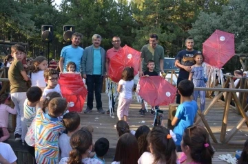 Gediz’de babalar günü ve karne şenliği etkinliği düzenlendi
