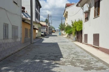 Gediz’de yol çalışmaları
