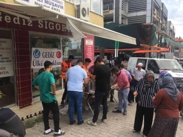 Gediz Ülkü Ocakları 3 bin kişiye aşure dağıttı
