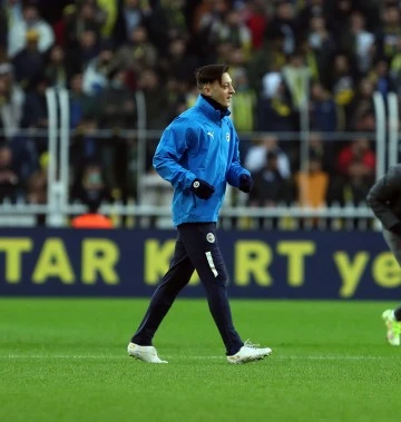 Mesut Özil: &quot;Fenerbahçe’den başka bir takımda kariyerimi noktalamayacağım&quot;