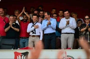 Hikmet Kahraman, Uşakspor başkanlık görevinden istifa etti
