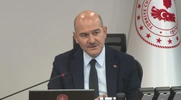 İçişleri Bakanı Soylu Ankara’da şehit yakınlarıyla buluştu