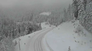 Ilgaz Dağı kar altında kaldı
