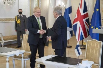 İngiltere Başbakanı Johnson: &quot;NATO kimse için tehdit oluşturmaz, amacı karşılıklı savunmadır”
