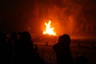 İngiltere'de Covid-19 sonrası ilk "şenlik ateşi" kutlamaları