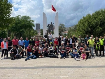 İstiklal Yolu’nu motosikletle geçmek için yola çıkan motorcular Çankırı’ya ulaştı
