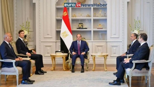 Jared Kushner, Mısır&rsquo;da Hamas Liderleriyle Bir Araya Geldi