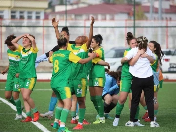 Kadınlar Süper Lig Play-Out: Sivasspor: 3 - Kireçburnu: 4
