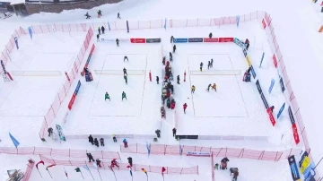 Kar Voleybolu Avrupa Kupası heyecanı Erciyes’te başladı
