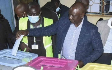 Kenya’nın yeni Devlet Başkanı William Ruto oldu
