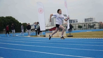 Manisa’da Okul Sporları Atletizm İl Birinciliği yarışmaları yapıldı
