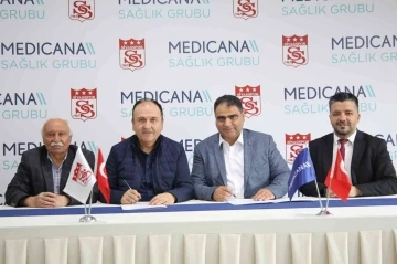 Medicana 8. kez Sivasspor’un sağlık sponsoru oldu
