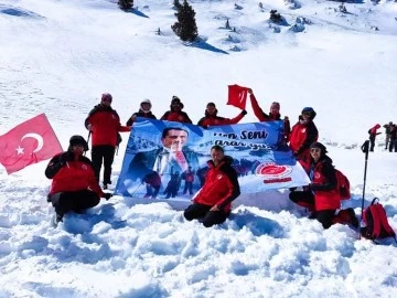 Muhsin Yazıcıoğlu vefatının 13 yılında Keş Dağı tırmanışında anıldı.