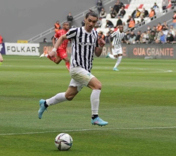 Murat Akça, transfer iddialarını yalanladı
