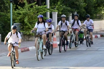 Muratpaşa Belediyesinin triatlon kursuna ilgi
