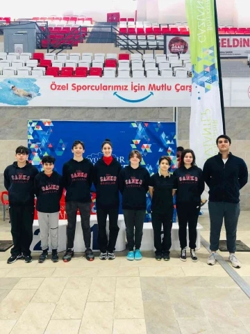 Mustafa Cengiz 1. Gazi Oyunları yüzme yarışması

