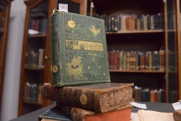 ‘Nadir Eserler’ kitaplığı 3 asırlık tarihi 5 bin 698 kitapla yansıtıyor
