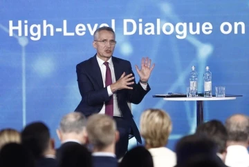 NATO Genel Sekreteri Stoltenberg: &quot;PKK bir terör örgütüdür&quot;