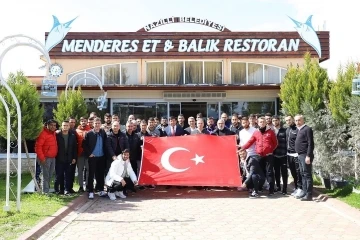 Nazilli Belediyespor kulüp başkan adayı Ünal’dan moral yemeği
