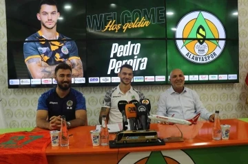 Pedro Pereira 1 yıllığına Corendon Alanyaspor’da
