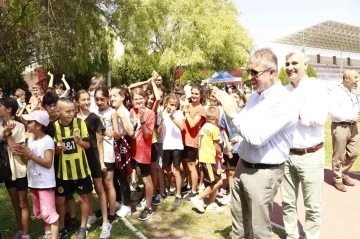 &quot;Sporun Enleri Atletizm İl Finalleri&quot; düzenlendi
