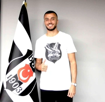 Romain Saiss: &quot;Burada olduğum için çok mutluyum&quot;
