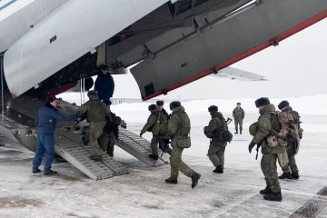 Rus birlikleri Kazakistan’dan çekilmeye başladı