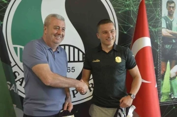 Sakaryaspor, Michal Jan Nalepa ile 2 yıllık sözleşme imzaladı
