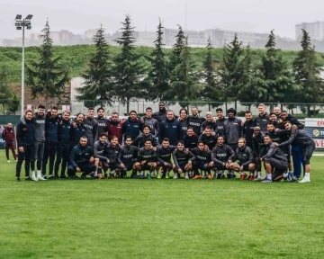 Şampiyon Trabzonspor, tarihi rekorlar için sahaya çıkıyor
