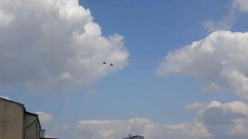 Savaş uçakları Kastamonu semalarında gösteri yaptı
