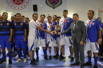 Şehit İnfaz ve Koruma Memuru Cengiz Yiğit Voleybol Turnuvası sona erdi
