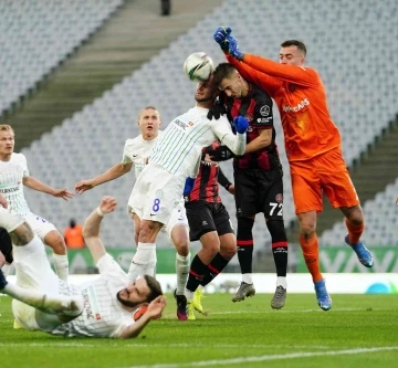 Spor Toto Süper Lig: Fatih Karagümrük: 2 - Çaykur Rizespor: 0 (Maç sonucu)
