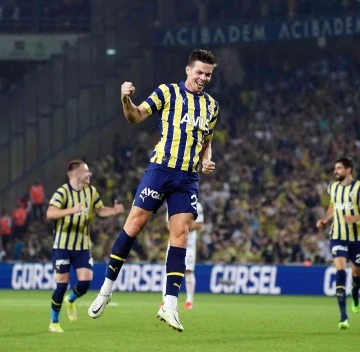 Spor Toto Süper Lig: Fenerbahçe: 4 - Adana Demirspor: 2 (Maç sonucu)
