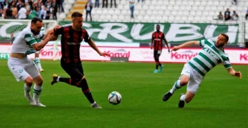 Spor Toto Süper Lig: Konyaspor: 1 - Fatih Karagümrük: 0 (İlk yarı)
