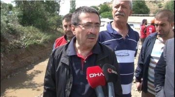 Tarım ve Orman Bakan Yardımcısı Pakdil’den Ankara’daki selle ilgili açıklama: “Bir vatandaşımızla ilgili arama çalışmaları sürüyor”
