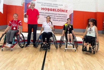Torku Şekerspor’un Paralimpik Sporcusu Emine Seçkin’den altın madalya
