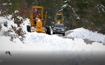 Toroslar’da kar ve heyelanla mücadele

