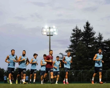 Trabzonspor, FC Kopenhag maçı hazırlıklarına moralsiz  başladı
